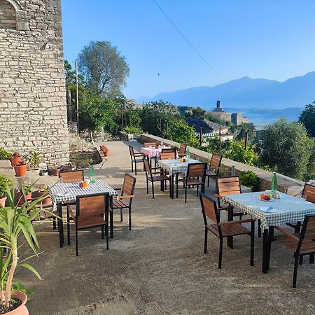 Guri Guesthouse Gjirokastra Kültér fotó